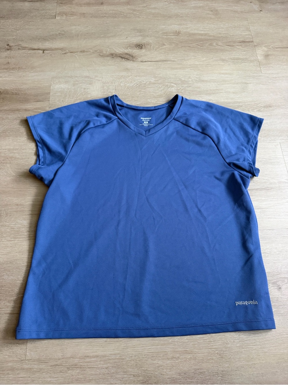 Patagonia Daily Capilene Baselayer V-Neck T-Shirt Activewear Blue XL